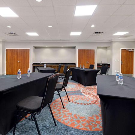 Hampton Inn ויקטוריה מראה חיצוני תמונה