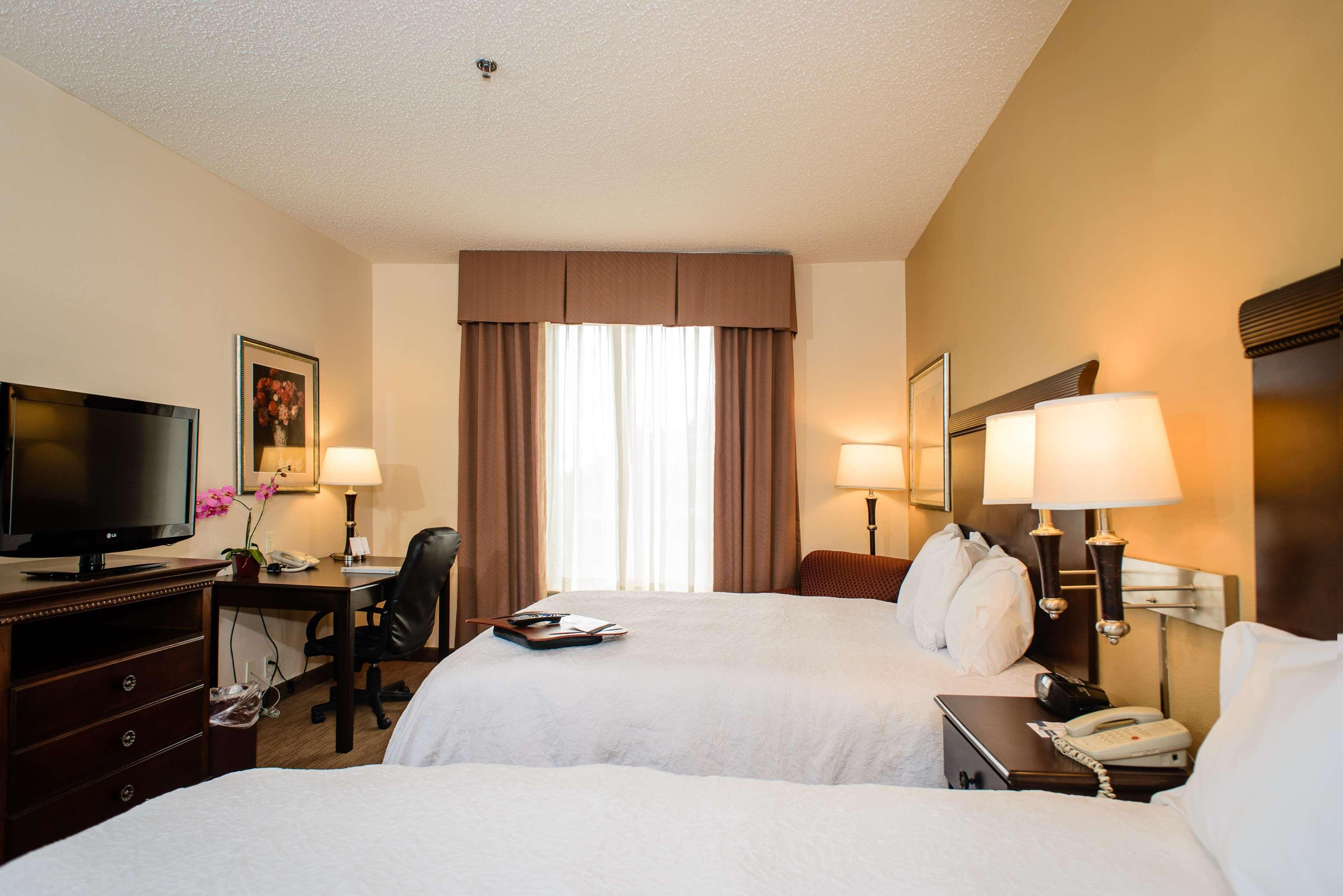 Hampton Inn ויקטוריה מראה חיצוני תמונה