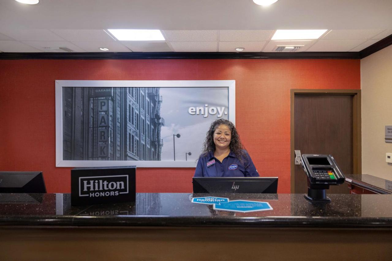Hampton Inn ויקטוריה מראה חיצוני תמונה