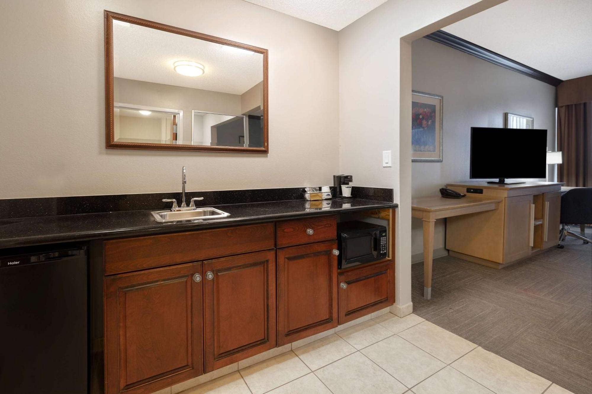 Hampton Inn ויקטוריה מראה חיצוני תמונה